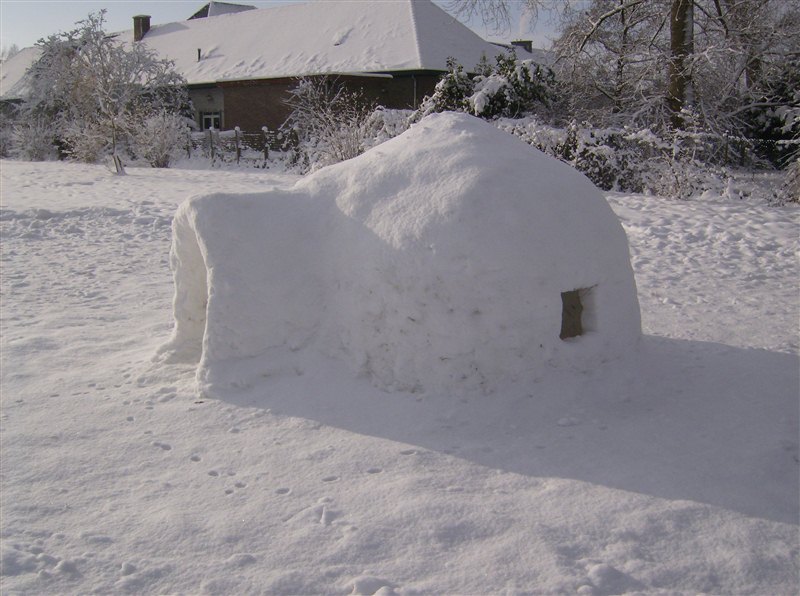 iglo van sneeuw